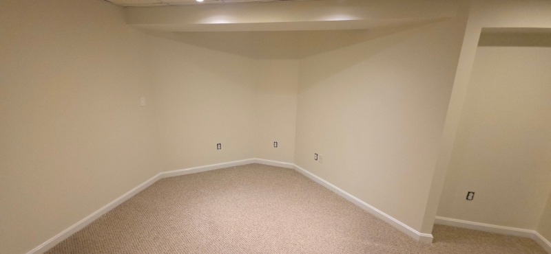 🏠 Interior Painting in Dunstable, MA We recently completed an interior painting job at this Dunstable residence — fresh walls and crisp trim that really make the colors pop throughout the home. At Cramb Painting Co., it’s all about clean lines, smooth finishes, and bringing each space to life.