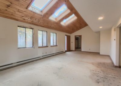 Interior Painting in Shirley, Massachusetts by Cramb Painting Co. 078-HDR3