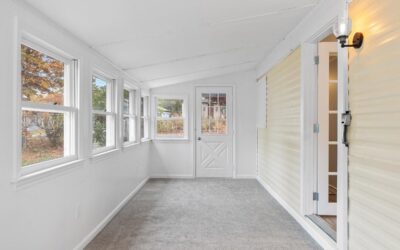 Interior Painting of this Mobile Home in Pepperell, MA